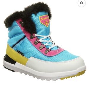 Bearpaw Mokelumne Boots - size 7